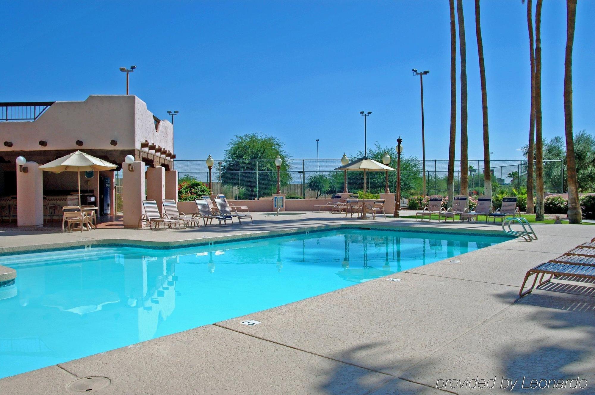 Four Points By Sheraton Phoenix South Mountain Exterior photo